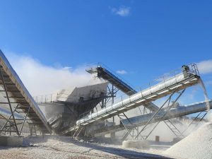 Mobile Crushing System for Limestone & River Pebble: 30-500TPH Customizable Configuration
