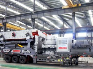 What is the difference between a tire mobile crushing station and a crawler mobile crushing station?