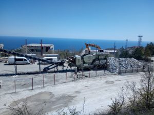 Successful Granite Mobile Crushing Line in China