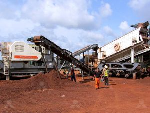 Mobile Crusher 150T/H Iron Ore Processing